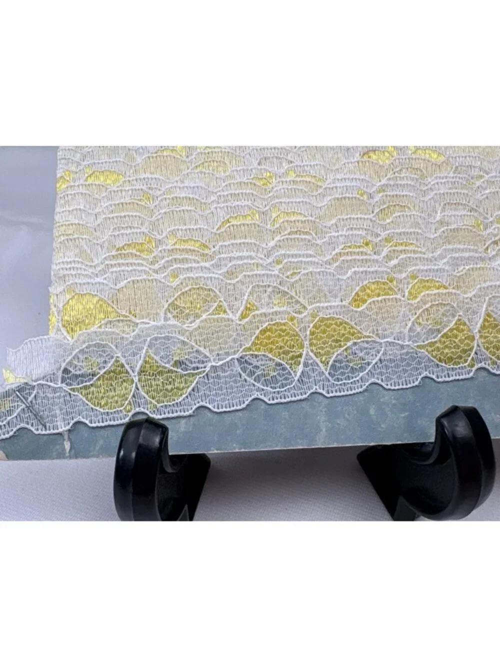 Special Value White & Yellow Lace Trim 1